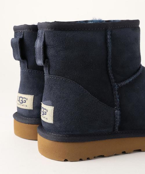 UGG Australia(アグオーストラリア)の「<UGG (アグ)> CLASSIC MINI ショートブーツ(ブーツ・レディース・モカ/ネイビー・7/8/6/5)」の5枚目の写真