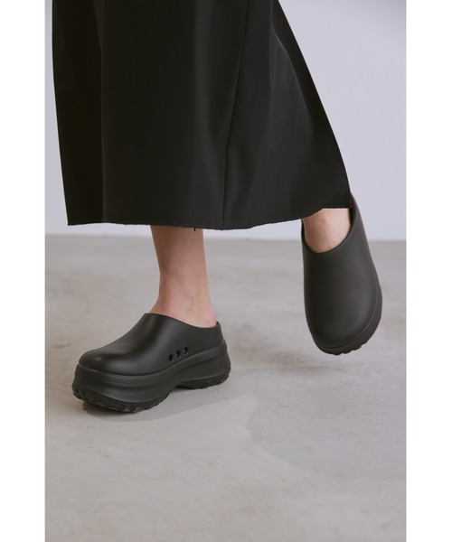 un/neu(アンノイ)の「ボリュームソールサボサンダル/軽量(スリッポン・レディース・ブラック/ホワイト・SMALL/MEDIUM/LARGE)」の13枚目の写真