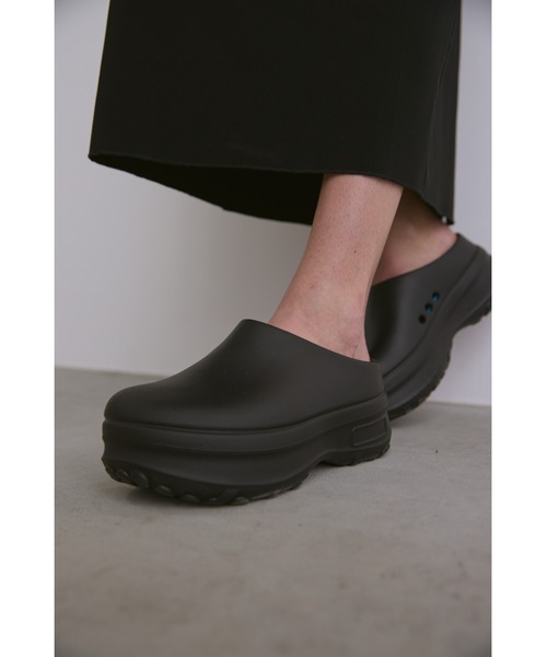 un/neu(アンノイ)の「ボリュームソールサボサンダル/軽量(スリッポン・レディース・ブラック/ホワイト・SMALL/MEDIUM/LARGE)」の19枚目の写真