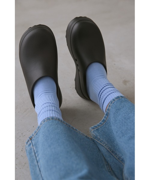 un/neu(アンノイ)の「ボリュームソールサボサンダル/軽量(スリッポン・レディース・ブラック/ホワイト・SMALL/MEDIUM/LARGE)」の8枚目の写真