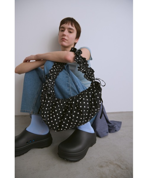 un/neu(アンノイ)の「ボリュームソールサボサンダル/軽量(スリッポン・レディース・ブラック/ホワイト・SMALL/MEDIUM/LARGE)」の10枚目の写真