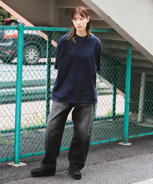 FRED PERRY(フレッドペリー)の「【別注】FRED PERRY / RELAXED STRIPE PIQUE T-SHIRT(Tシャツ/カットソー・メンズ・ネイビー/ホワイト・MEDIUM/SMALL/LARGE/X-LARGE)」の16枚目の写真