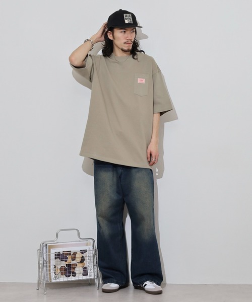 BIG MIKE(ビッグマイク)の「BIGMIKE Sunglasses Pocket Heavy Weight Tee ヘビーウエイト ワイド半袖Tシャツ(Tシャツ/カットソー・メンズ・ネイビー/オリーブ/サンドベージュ/ナチュラル/ホワイト/ブラック・L/M/XL)」の9枚目の写真