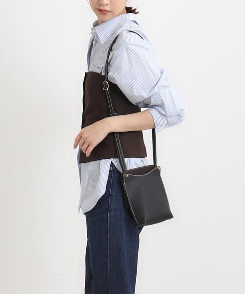 TOFF&LOADSTONE（トフアンドロードストーン）の「クープ ショルダー（ショルダーバッグ・レディース・ホワイト系/ブラック/ライトオレンジ系/ブラウン系その他2/グレー系その他6/サンドベージュ・00）」の8枚目の写真