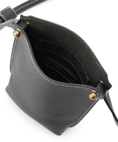 TOFF&LOADSTONE（トフアンドロードストーン）の「クープ ショルダー（ショルダーバッグ・レディース・ホワイト系/ブラック/ライトオレンジ系/ブラウン系その他2/グレー系その他6/サンドベージュ・00）」の21枚目の写真