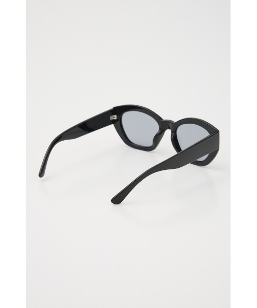 RODEO CROWNS WIDE BOWL（ロデオクラウンズワイドボウル）の「バタフライ フレーム アイウェア（サングラス・レディース・ブラック/レッド/ブラウン系その他・FREE）」の11枚目の写真