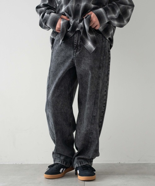 WEGO（ウィゴー）の「WEGO/イージー3Dバレルレッグデニムパンツ(JUNIORサイズ)（デニムパンツ・キッズ・ライトインディゴブルー/ブラック系3・150/160）」の2枚目の写真