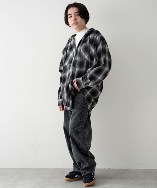 WEGO（ウィゴー）の「WEGO/イージー3Dバレルレッグデニムパンツ(JUNIORサイズ)（デニムパンツ・キッズ・ライトインディゴブルー/ブラック系3・150/160）」の3枚目の写真