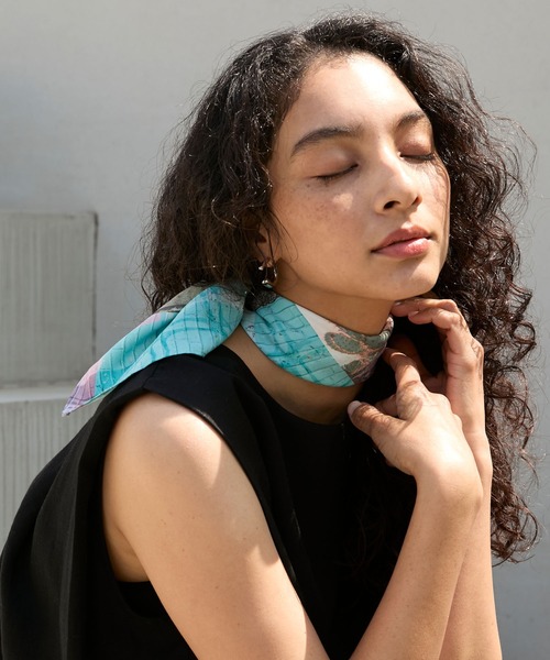 Graphic print scarf / グラフィックプリント スカーフ Stroove