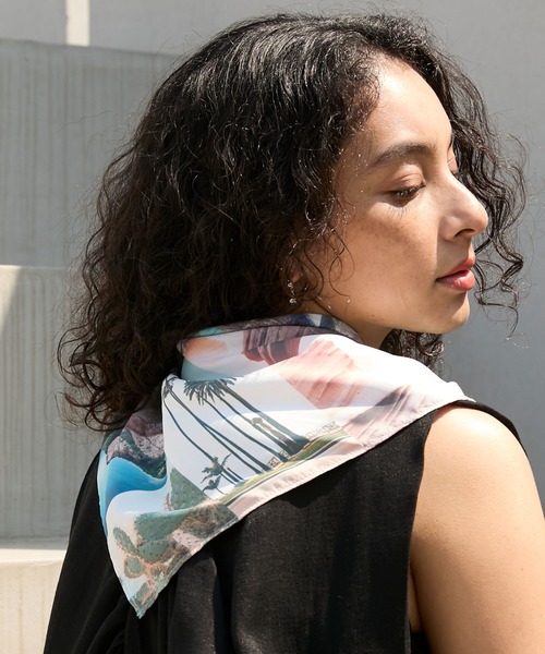 Graphic print scarf / グラフィックプリント スカーフ Stroove