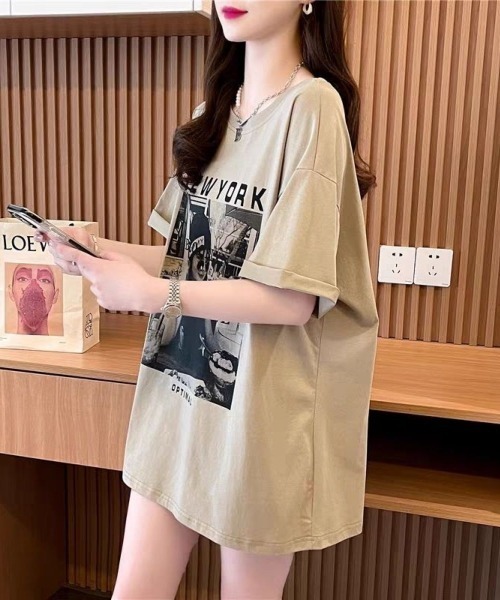 LETee（レティー）の「こなれ感抜群のフォトプリント！ゆるシルエットで着映えする大人カジュアルTシャツ（Tシャツ/カットソー・レディース・ブラック/ホワイト/ベージュ・FREE）」の9枚目の写真