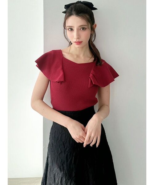 RESEXXY（リゼクシー）の「ラッフルニットトップス（ニット/セーター・レディース・ブラック/ホワイト/レッド・FREE）」の4枚目の写真