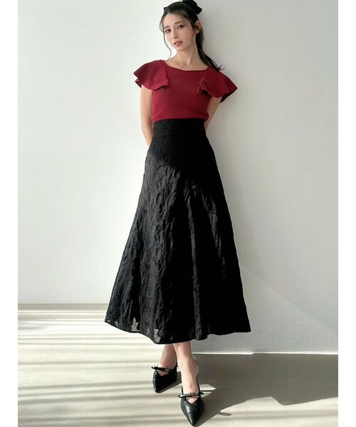 RESEXXY（リゼクシー）の「ラッフルニットトップス（ニット/セーター・レディース・ブラック/ホワイト/レッド・FREE）」の6枚目の写真