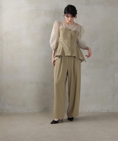 Kana（カナ）の「ビスチェペプラムトップス パンツ セットアップ