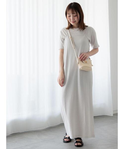 Te chichi TERRASSE(テチチテラス)の「無地/ラメボーダー半袖Tシャツ(Tシャツ/カットソー・レディース・ベージュ/チャコールグレー/オフホワイト・F)」の4枚目の写真