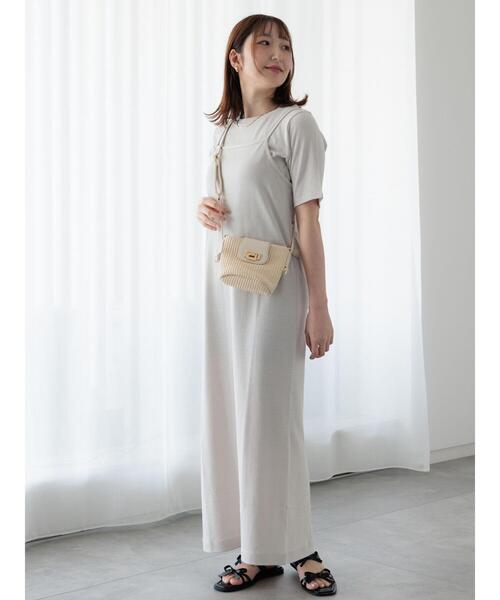 Te chichi TERRASSE(テチチテラス)の「無地/ラメボーダー半袖Tシャツ(Tシャツ/カットソー・レディース・ベージュ/チャコールグレー/オフホワイト・F)」の5枚目の写真