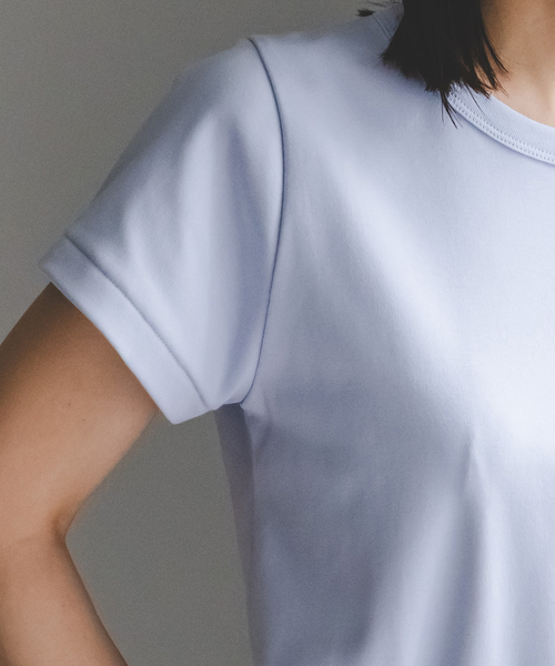 Noble（ノーブル）の「《追加》スビンコットンスムースコンパクトTシャツ 2（Tシャツ/カットソー・レディース・ブラウン/ブルー/ブラック/ホワイト・FREE）」の9枚目の写真