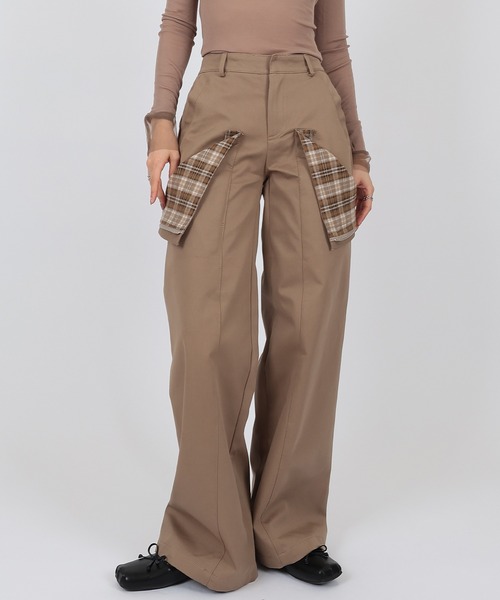 SUWDEE(スーディー)の「check pocket wide pants(その他パンツ・レディース・ベージュ/ブラック・S/M)」の4枚目の写真