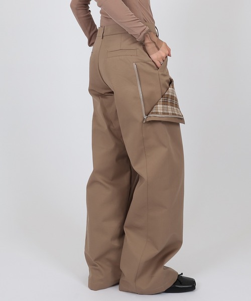 SUWDEE(スーディー)の「check pocket wide pants(その他パンツ・レディース・ベージュ/ブラック・S/M)」の5枚目の写真