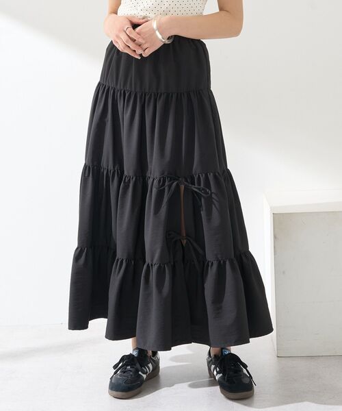 earth music&ecology（アースミュージックアンドエコロジー）の「スリットリボンティアードスカート（スカート・レディース・ブラック/オフホワイト・FREE）」の15枚目の写真