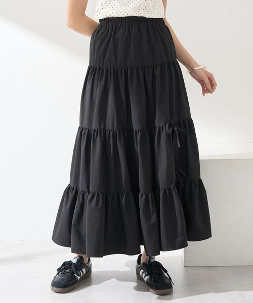 earth music&ecology（アースミュージックアンドエコロジー）の「スリットリボンティアードスカート（スカート・レディース・ブラック/オフホワイト・FREE）」の13枚目の写真