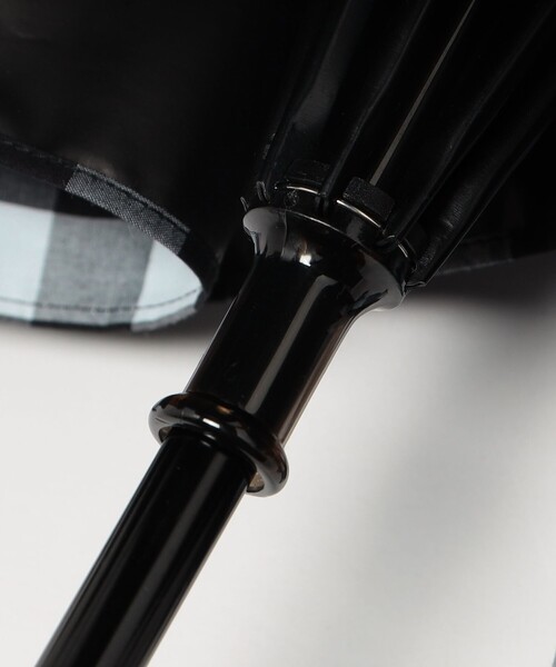 BLUELANE(ブルーレーン)の「<BLUELANE>ギンガムチェック 晴雨兼用 折りたたみ傘(折りたたみ傘・レディース・ブラック・FREE)」の4枚目の写真