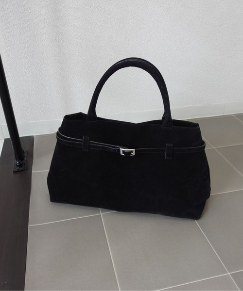 unnu（ユヌ）の「ベルトデザインスエードタッチボストン（ボストンバッグ・レディース・ブラウン/ブラック・F）」の2枚目の写真