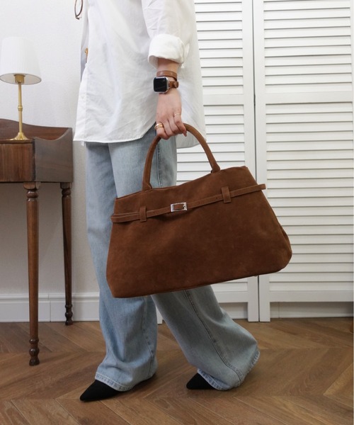 unnu（ユヌ）の「ベルトデザインスエードタッチボストン（ボストンバッグ・レディース・ブラウン/ブラック・F）」の6枚目の写真