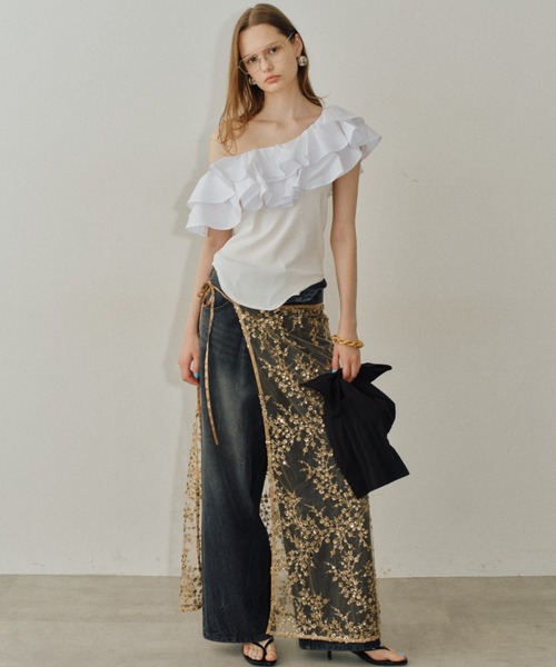 yae（ヤエ）の「2way frills top /2wayフリルトップ（Tシャツ/カットソー・レディース・ホワイト/ブラック・FREE）」の7枚目の写真