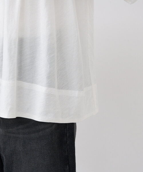 RIVE DROITE(リヴドロワ)の「【à Nice (ア ・ニース)】ハンドプリーツブラウス(シャツ/ブラウス・レディース・オフホワイト/ブラック/モカ・FREE)」の10枚目の写真