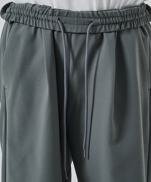ATTACHMENT(アタッチメント)の「【ATTACHMENT/アタッチメント】〈別注〉WASHABLE SUPER EASY SHORTS(その他パンツ・メンズ・ダークグレー/ベージュ/ブラック・2/1)」の8枚目の写真