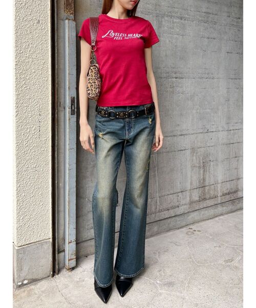 EVRIS（エヴリス）の「タイトグラフィックTシャツ（Tシャツ/カットソー・レディース・ホワイト/レッド/ブラック・FREE）」の15枚目の写真