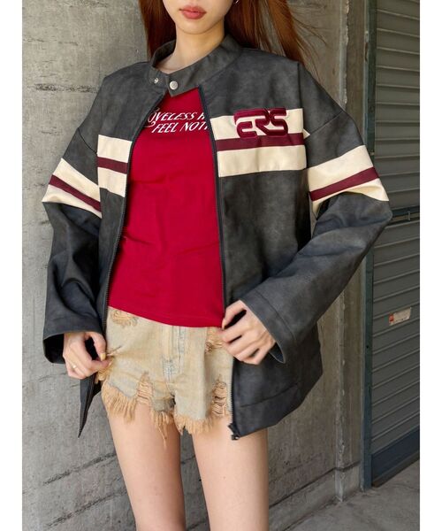 EVRIS（エヴリス）の「タイトグラフィックTシャツ（Tシャツ/カットソー・レディース・ホワイト/レッド/ブラック・FREE）」の17枚目の写真