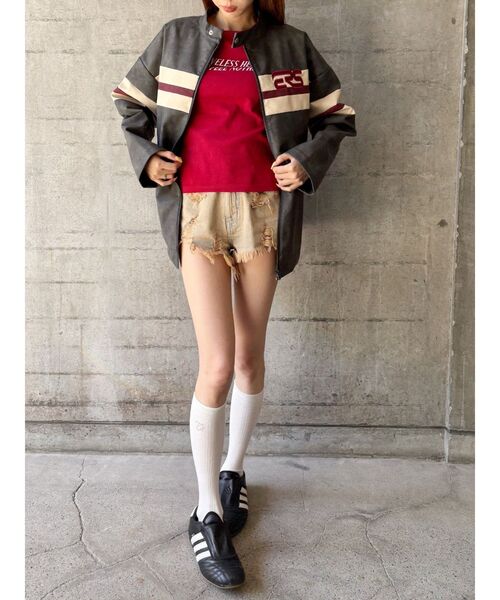 EVRIS（エヴリス）の「タイトグラフィックTシャツ（Tシャツ/カットソー・レディース・ホワイト/レッド/ブラック・FREE）」の18枚目の写真