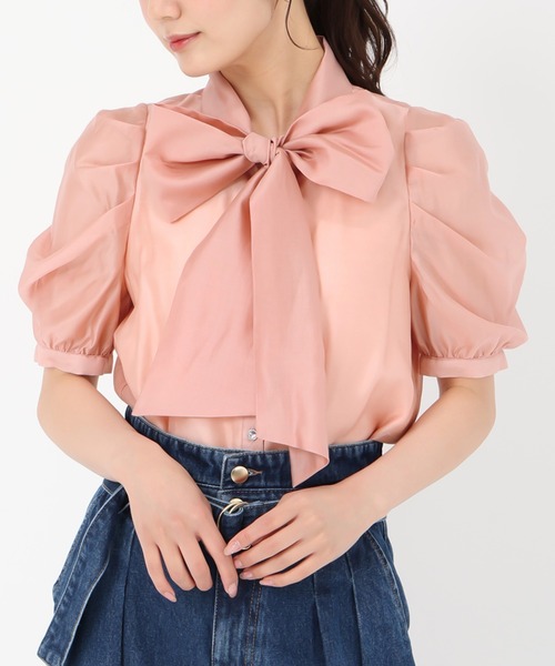 31 Sons de mode(トランテアン ソン ドゥ モード)の「ビジュー釦シアーボウタイブラウス(シャツ/ブラウス・レディース・ネイビー/オフホワイト/ピンク・フリ-)」の7枚目の写真