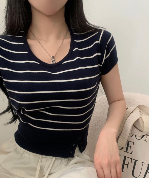 Girly Doll(ガーリードール)の「サイド裾ボタンクルーネック半袖ニット(ニット/セーター・レディース・ホワイト系その他/アイボリー/ブルー系その他/ブルー/ピンク/グリーン・FREE)」の22枚目の写真