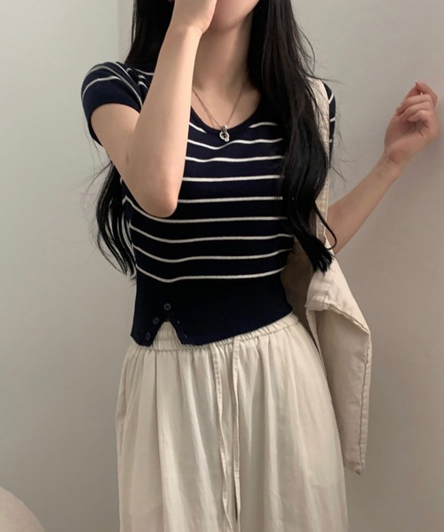 Girly Doll(ガーリードール)の「サイド裾ボタンクルーネック半袖ニット(ニット/セーター・レディース・ホワイト系その他/アイボリー/ブルー系その他/ブルー/ピンク/グリーン・FREE)」の17枚目の写真