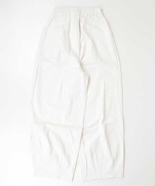 FREE STYLISTS（フリー スタイリスト）の「YUGA_YGMC　Loose silhouette white pants（スウェットパンツ・レディース・ホワイト・M/L）」の2枚目の写真