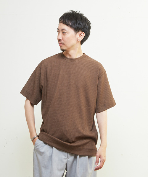 MEN'S MELROSE(メンズメルローズ)の「テクスチャーメッシュクルーネックTシャツ(Tシャツ/カットソー・メンズ・ブラック/グリーン/ブラウン・4/3/2)」の2枚目の写真