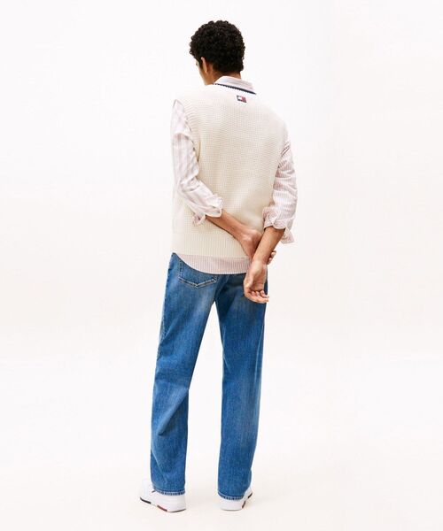 tommy jeans(トミー ジーンズ)の「レギュラーワッフルニットベスト(ニット/セーター・メンズ・ホワイト・X-LARGE/SMALL/MEDIUM/LARGE)」の5枚目の写真