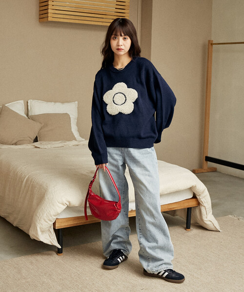 PUBLUX（パブリュクス）の「MARY QUANT × PUBLUX/マリークワント 相良 フラワーモチーフ アート ジャガードニット　限定展開（ニット/セーター・レディース・ブラック/オフホワイト/グレー/ブラウン/レッド/ネイビー/ベージュ・ﾌﾘ-）」の22枚目の写真