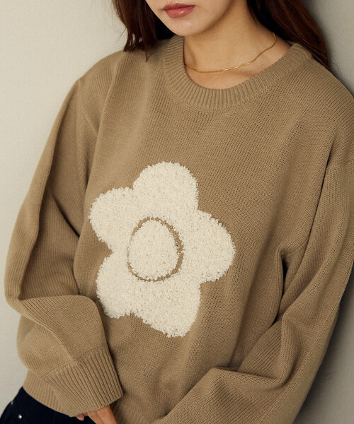 近年品♡マルニ　ダメージニット　プルオーバー　刺繍　クロップド　綿　ベージュ　L メッセージ刺繍Vネックニットプルオーバー≪手洗い可能≫ | MAYSON