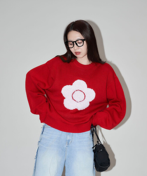 PUBLUX（パブリュクス）の「MARY QUANT × PUBLUX/マリークワント 相良 フラワーモチーフ アート ジャガードニット　限定展開（ニット/セーター・レディース・ブラック/オフホワイト/グレー/ブラウン/レッド/ネイビー/ベージュ・ﾌﾘ-）」の8枚目の写真