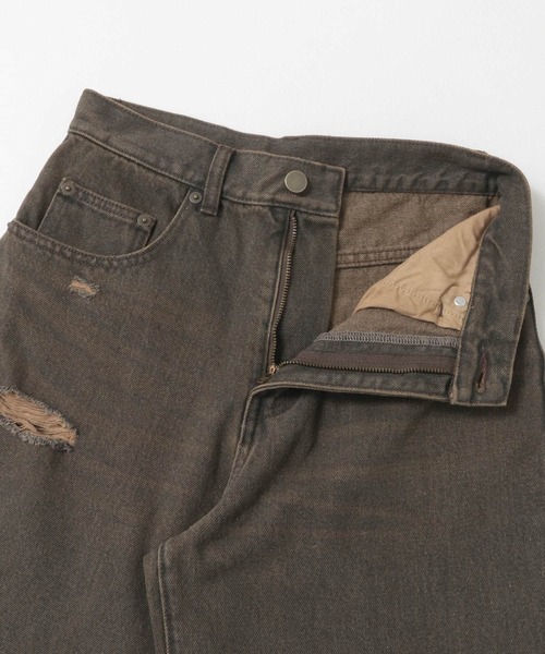 SENSE OF PLACE by URBAN RESEARCH（センスオブプレイスバイアーバンリサーチ）の「ダメージストレートデニム（デニムパンツ・レディース・ライトインディゴブルー/ブラウン・MEDIUM/SMALL）」の17枚目の写真