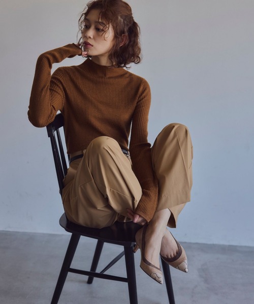 ALUNE(アルネ)の「ポインテッドコンビネーションパンプス(パンプス・レディース・ブラック/ブラウン系その他/グレー系その他・22.5cm/24.5cm/24cm/23.5cm/23cm)」の14枚目の写真