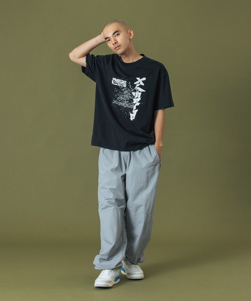 XLARGE（エクストララージ）の「TAGGING S/S TEE（Tシャツ/カットソー・メンズ・ネイビー/グリーン/ブラック・S/M/L/XL）」の12枚目の写真