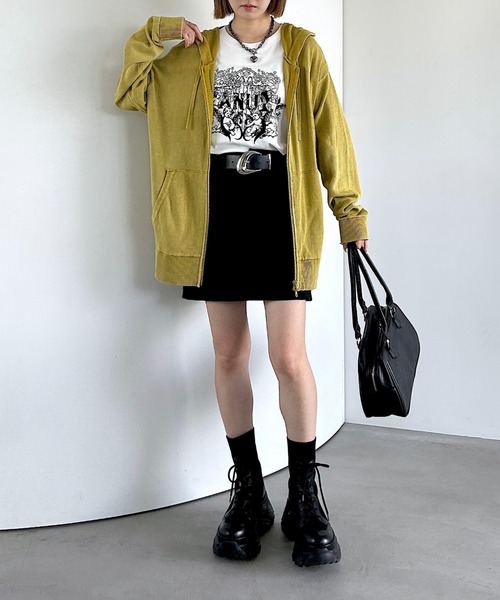 PAGEBOY(ページボーイ)の「ヴィンテージニットZIPパーカー/フーディ(パーカー・レディース・マスタード/チャコールグレー/オフホワイト・FREE)」の4枚目の写真