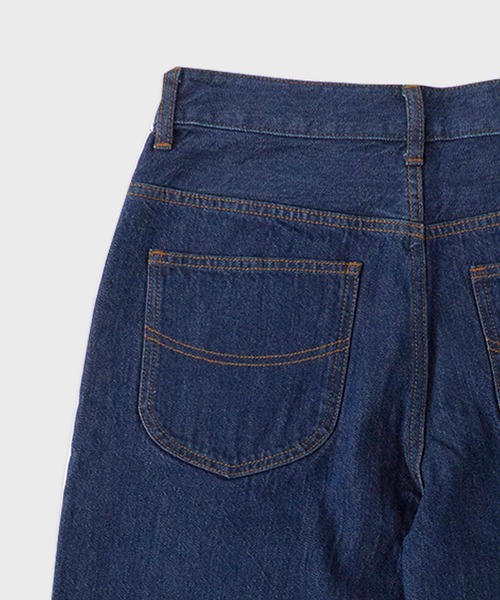 UNSTOA(アンストア)の「Switcing Straight Denim 切替ストレートジーンズ デニム 秋服 冬服(デニムパンツ・レディース・ブルー/ワンウォッシュ・S/M)」の11枚目の写真