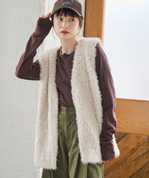 coen（コーエン）の「フェザーヤーンニットベスト（ベスト・レディース・ダークグレー/ベージュ/ナチュラル・FREE）」の4枚目の写真