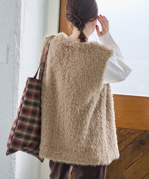 coen（コーエン）の「フェザーヤーンニットベスト（ベスト・レディース・ダークグレー/ベージュ/ナチュラル・FREE）」の18枚目の写真